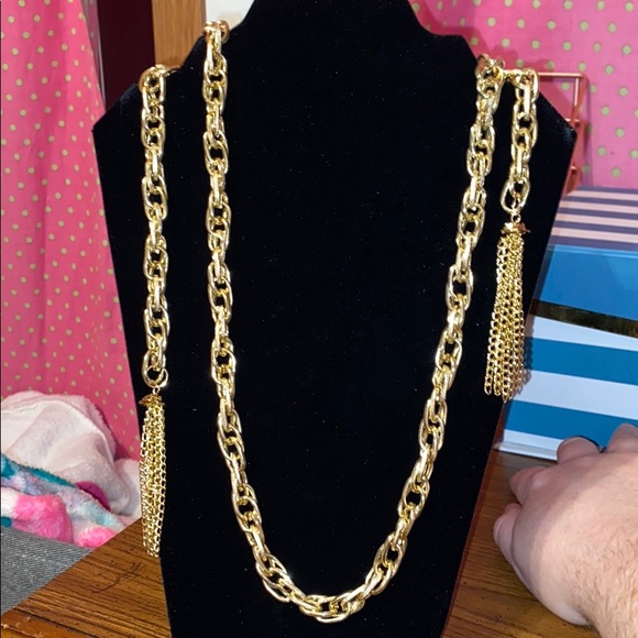 Jewelry - Thick Gold Necklace!